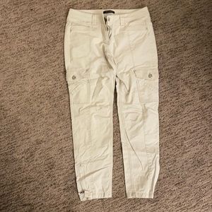 White House Black Market Capri